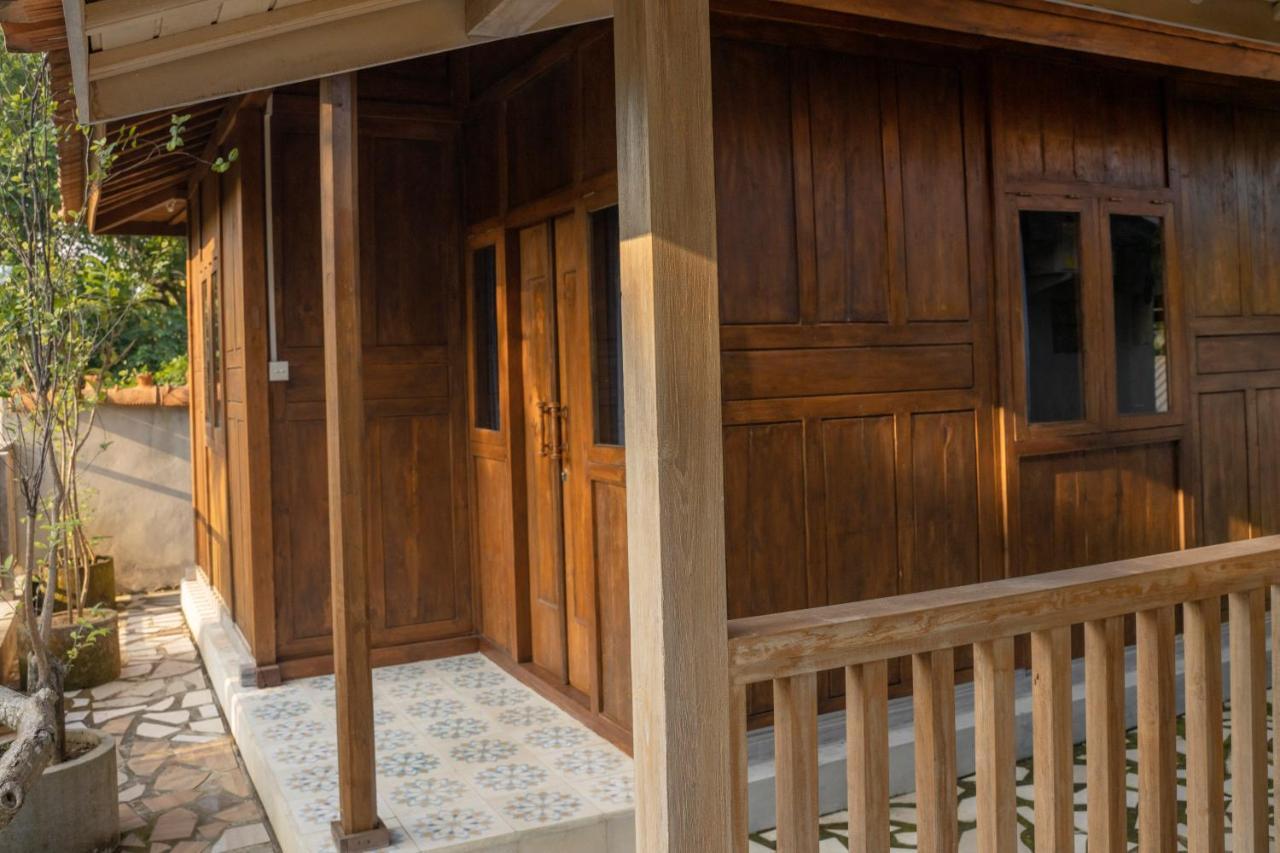 Hotel Secret Joglo Lebih Zewnętrze zdjęcie